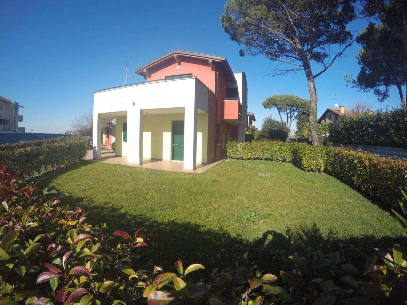 Residence Le Piramidi - Agenzia Cocal Caorle Eksteriør billede