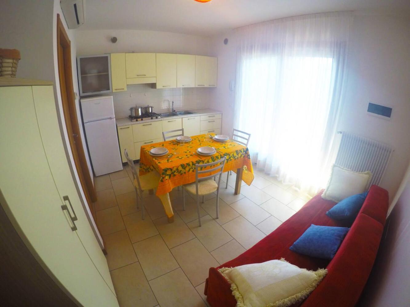 Residence Le Piramidi - Agenzia Cocal Caorle Eksteriør billede