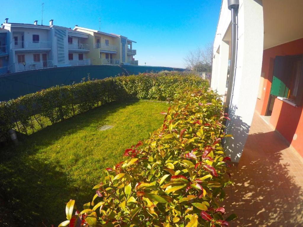 Residence Le Piramidi - Agenzia Cocal Caorle Eksteriør billede